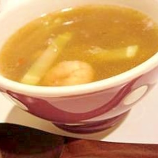 ピリ辛*ブロッコリーの茎とえびの春雨スープ